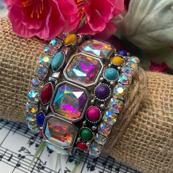 Set of 5 stackable bracelets in shimmering crystal and multi colored gems - Picture 1 of 16